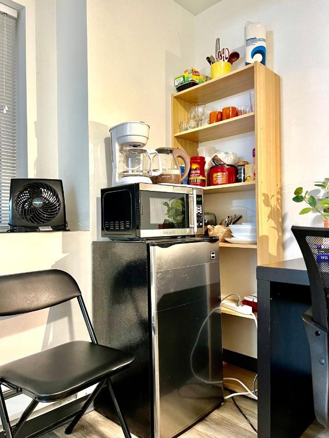 Micro Studio Apartment 10 Minutes Walk To University Of Washington Seattle Exterior photo